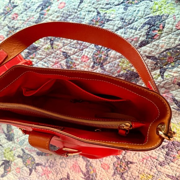 Dooney & Bourke Ashby GeraniumTote w Wallet - Picture 12 of 13